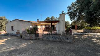 Xalet  Las hoyas 124. Villa del prado, chalet independiente en urbanización las hoyas