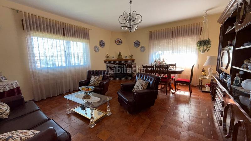Foto 3265a6ce-67b5-487c-ba4b-8acd634ac399. Chalet en carretera de madrid 20 , chalet independiente en zona residencial en Aldea del Fresno