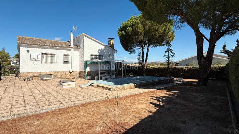 Foto 9e491396-9c28-46a5-b697-f7c458488716. Chalet en carretera de madrid 20 , chalet independiente en zona residencial en Aldea del Fresno