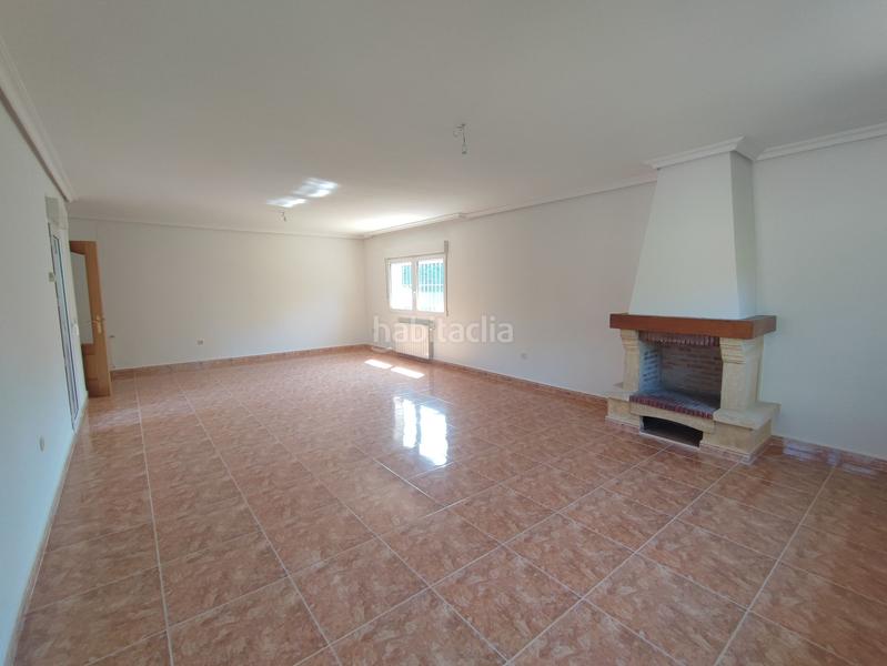 Foto e9a4951f-80e4-4953-a407-925d0220be41. Chalet con riscaldamento parcheggio in Colonia Torrelodones