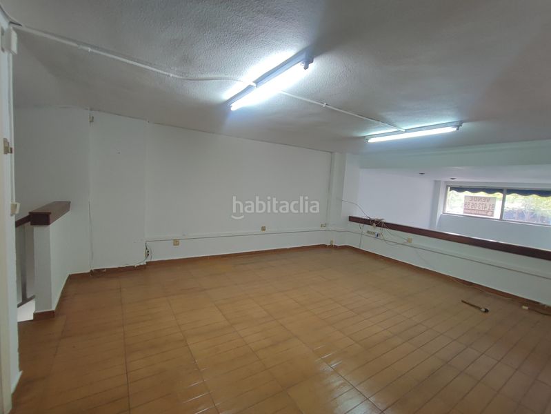 Foto e8c0a839-fd7e-4ac0-946a-f8c152d76282. Local comercial a Moscardó Madrid