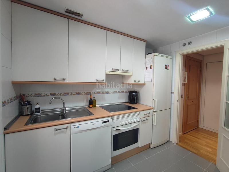 Foto 34a9e449-58e3-40b6-822e-efaee8720a36. Appartamento con riscaldamento parcheggio piscina in Madrid