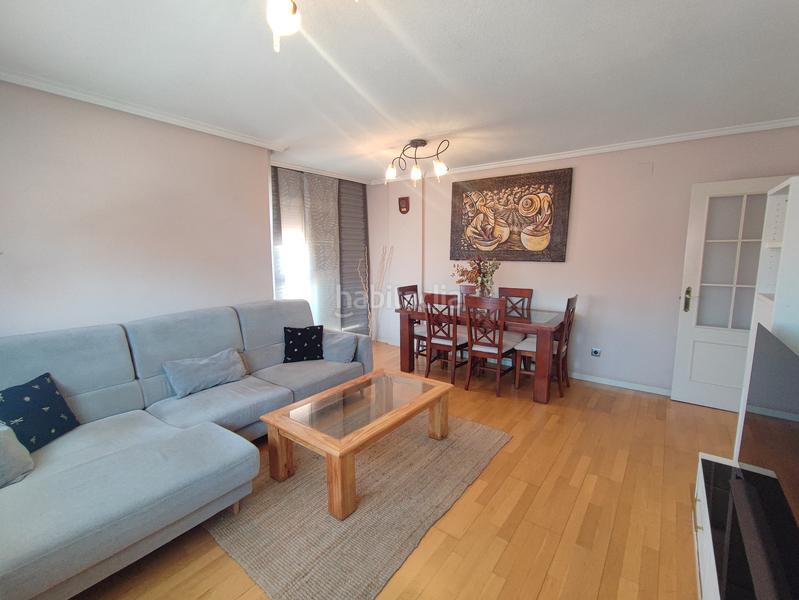 Foto a8898f54-498d-4a79-8ba8-91a7fd8c8831. Appartamento con riscaldamento parcheggio piscina in Madrid