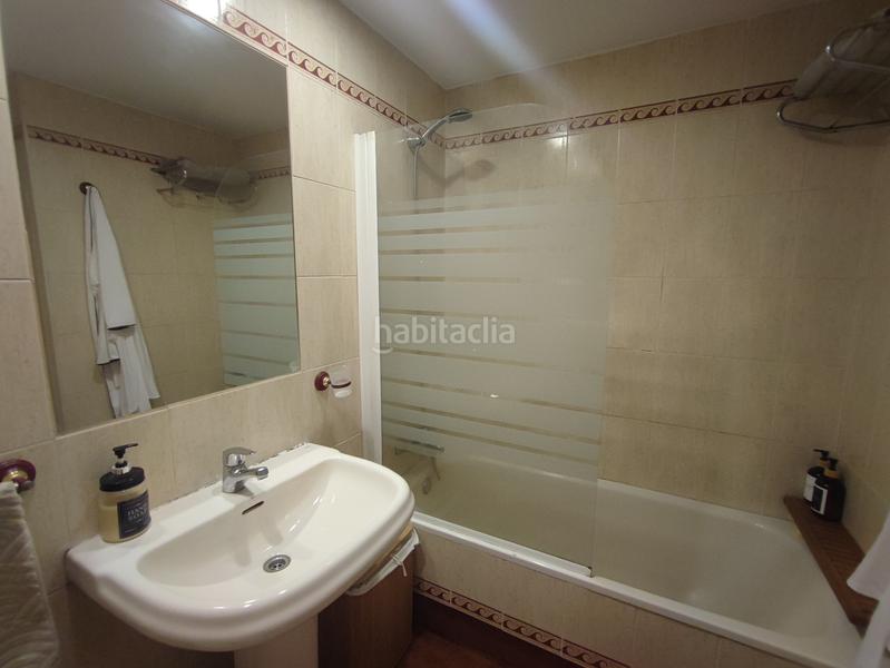 Foto f6e3fbf3-2027-467a-a04d-559598e8f646. Appartamento con riscaldamento parcheggio piscina in Madrid