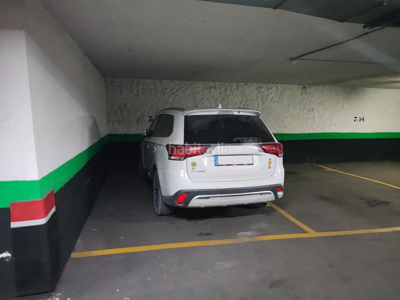 Foto 5463015b-94cf-43c4-92fe-0f8d0cd9ef93. Flat with heating parking pool in Acacias Madrid