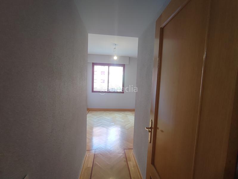Foto cb04d531-9450-4a36-9bf7-095357bbc18f. Flat with heating parking pool in Acacias Madrid