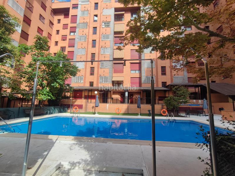 Foto e8d85a92-f964-47fb-9c13-e7733953b4c8. Flat with heating parking pool in Acacias Madrid