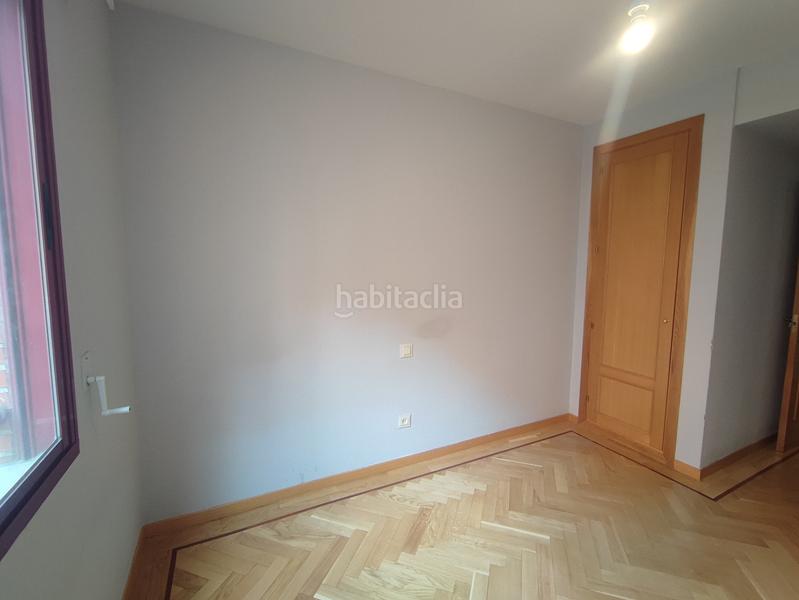 Foto ff7100cd-bfff-4d31-8f93-e58fdaf63389. Flat with heating parking pool in Acacias Madrid