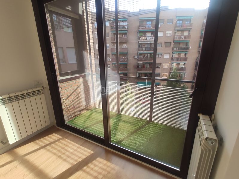 Foto b70e4bd0-6143-47f2-ac9c-9a9442c603ec. Lloguer pis amb calefacció aparcament a Acacias Madrid