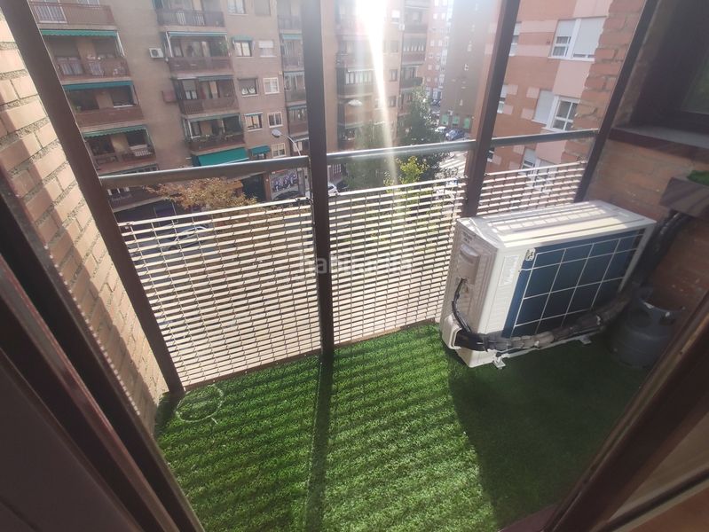 Foto c94bd9d2-8b7c-4428-8fee-d4b98e3f6702. Lloguer pis amb calefacció aparcament a Acacias Madrid