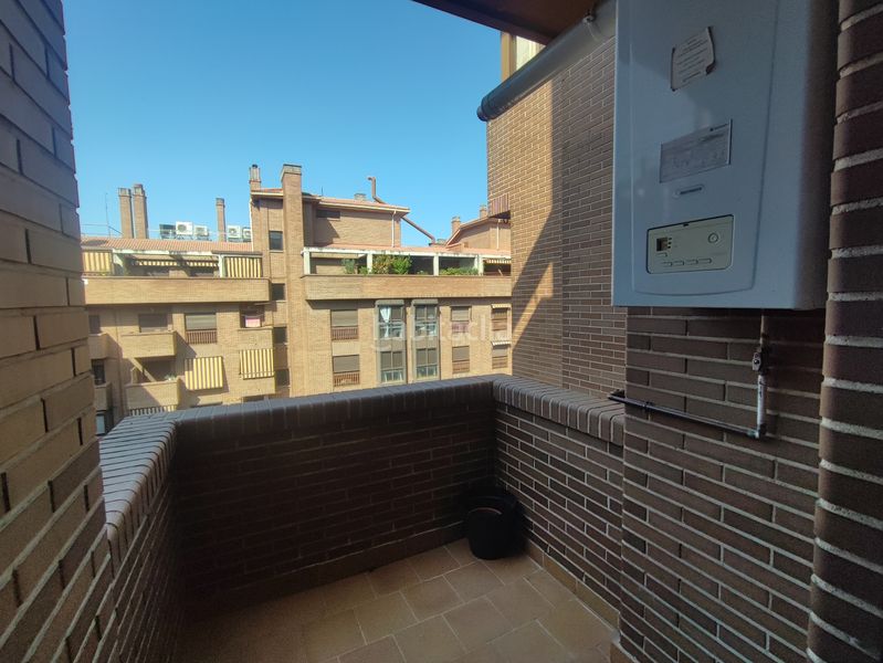 Foto fe7f78b2-ab82-469c-bdbc-f445970612bb. Pis amb calefacció piscina a Delicias Madrid