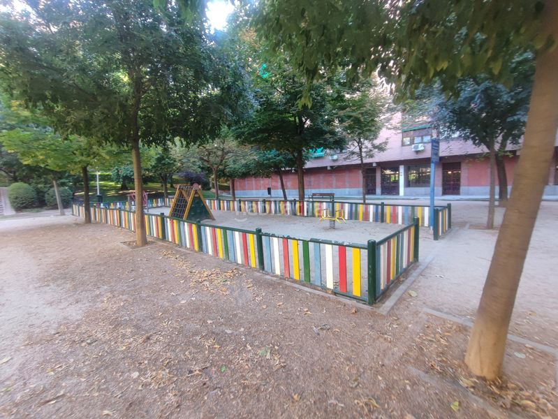 Foto ac161448-4297-4853-9c0f-6b181294a4a4. Flat with heating parking in Acacias Madrid