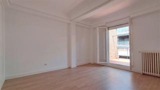 Lloguer Àtic a Calle de jerónimo de la quintana 11. Ático de 3 dormitorios con terraza en trafalgar