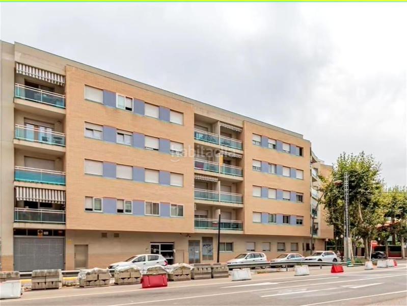 Foto 10b47dd1-7a38-4dcb-973a-8016ae84b0de. Parking voiture dans Pueblo Benicarló