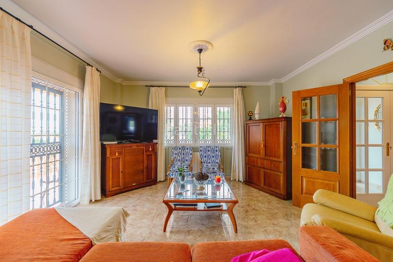 Foto 4ce6beaa-a3eb-44ee-8b7f-a944f2b4b9af. Chalet mit heizung parking pool in Montepinar - La Aparecida - Raiguero Orihuela