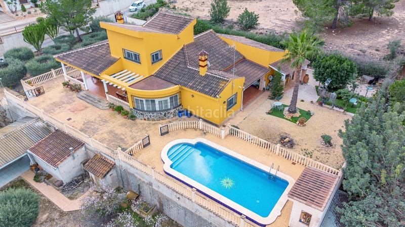 Foto 939e3873-f4e6-47f3-90d6-7b309e4b3225. Chalet mit heizung parking pool in Montepinar - La Aparecida - Raiguero Orihuela