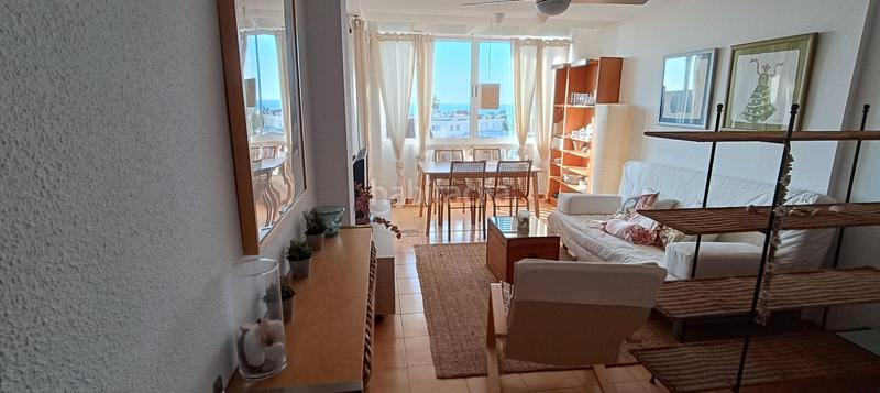 Foto 471fbe1a-b6aa-44b1-8e16-e834537cec3d. Apartament amb aparcament piscina a calas Santa Pola este Santa Pola