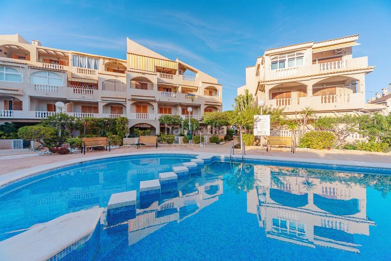 Foto b262c9e5-ad3c-43ef-a5c0-10a7b58d99e8. Apartament amb aparcament piscina a calas Santa Pola este Santa Pola