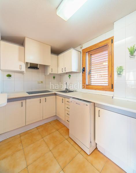 Foto b9526ca6-54cc-426e-b757-af60f49fc62a. Apartament amb aparcament piscina a calas Santa Pola este Santa Pola