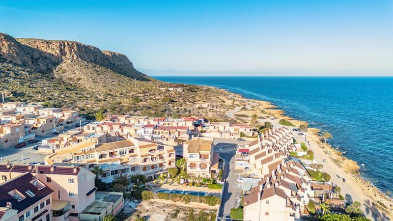 Foto bb42a867-7f83-4519-9728-784b04dba16e. Apartament amb aparcament piscina a calas Santa Pola este Santa Pola