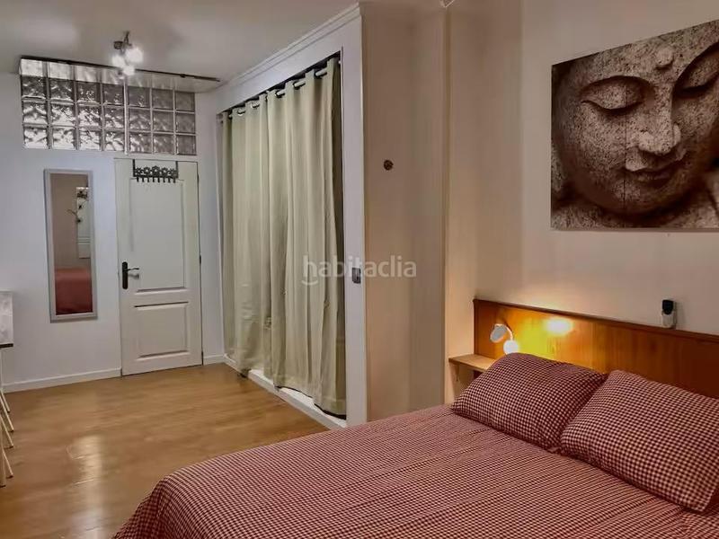 Foto b05ea120-0f11-49e0-b6fa-e0b4114bae6a. Edificio in Casco Antiguo - Sta. Cruz - Ayuntamiento Alicante