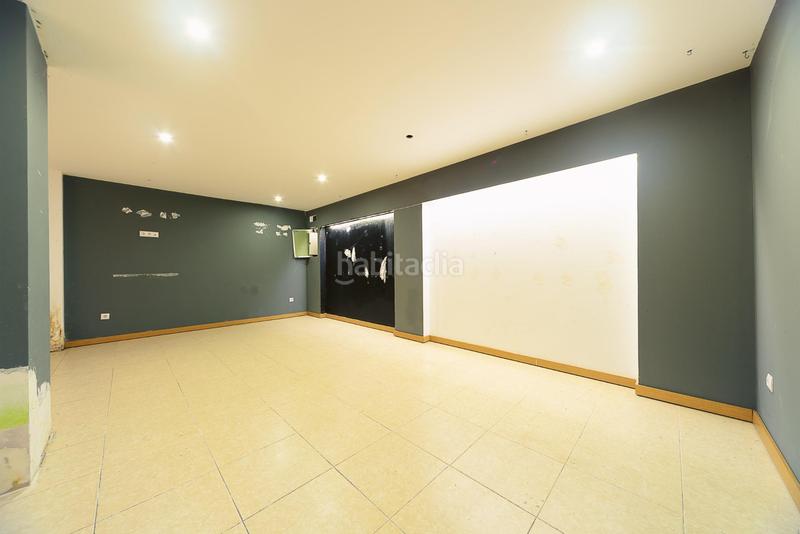 Foto 50dba853-bda6-4791-925c-8f008f94b793. Local comercial  espacioso en denia oportunidad en Dénia