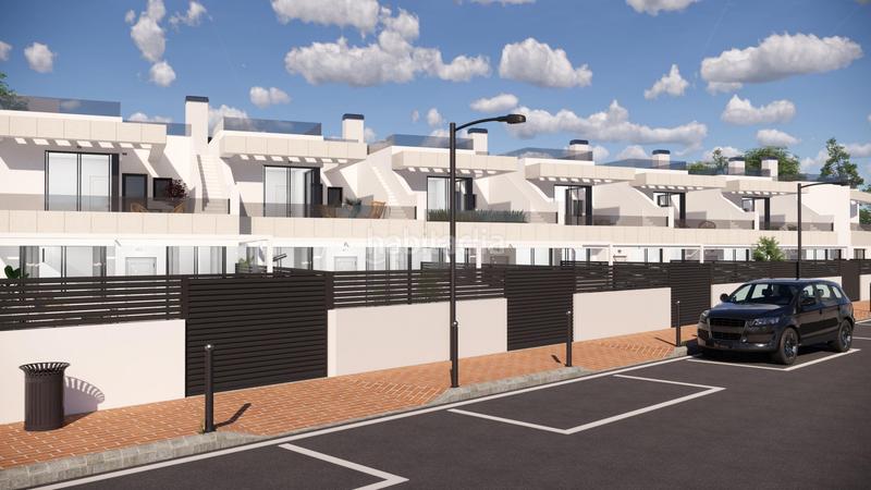 Foto b2500f2f-00da-48b1-9289-bed9f7e77bf1. Finca rústica adosado en Rojales