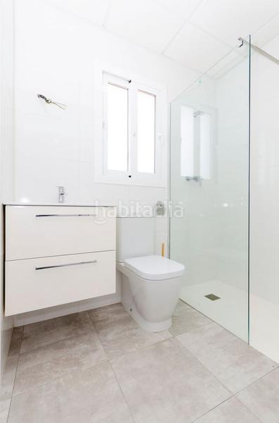 Foto 5fbd5c8b-a054-42f3-aef8-a7e45b2749d1. Finca rústica adosado en Zona Carrefour - Urbanizaciones Torrevieja