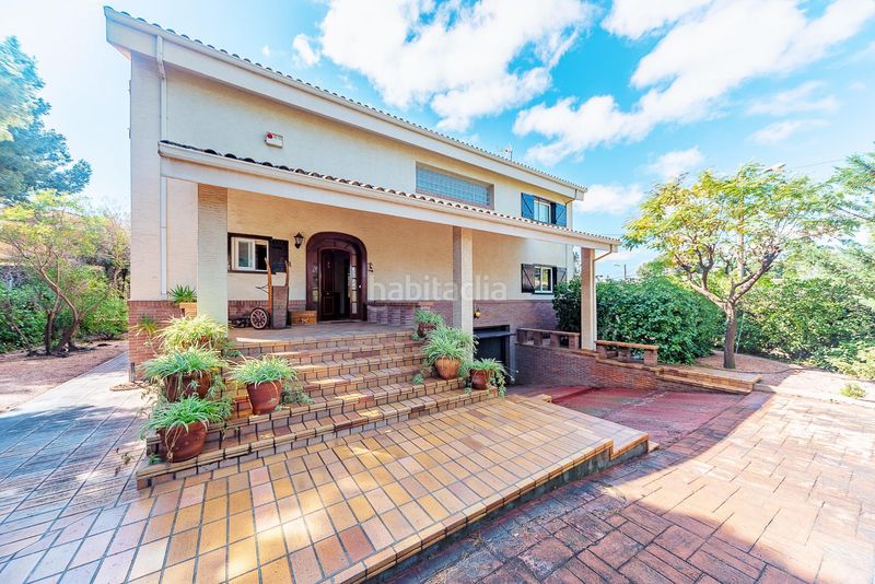 Foto e07fc8d5-0100-40a0-b0a8-d2a3ac259645. Xalet amb calefacció aparcament a Campo Alto-Club de Campo Elda