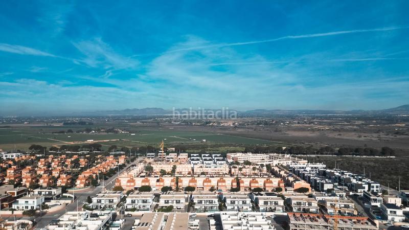 Foto c31386da-8b60-4ac6-99ba-e6e3ba8892f3. Casa en calle chipre 70 dúplex en gran alacant en Santa Pola