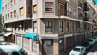 Locale commerciale in Calle pedro canales 36. Local comercial en elche
