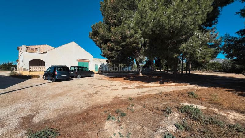 Foto b27b2738-c9e4-430e-a426-2f27a8a93973. Casa adossada a Albatera