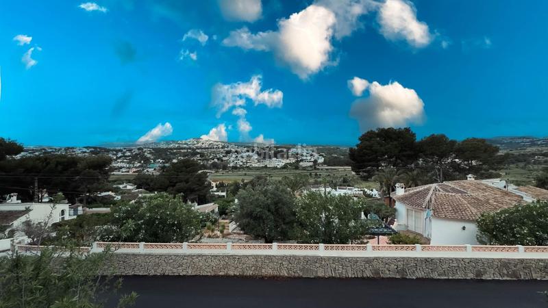 Foto a280633d-43ae-4ac3-930c-dc1301025943. Xalet amb aparcament piscina a Paichi Moraira