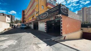 Local Comercial  Calle calle primavera. Local de esquina en venta cerca ayuntamiento y clinica de benido