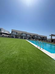 Rent Duplex  Calle chipre. Bungalow en gran alacant