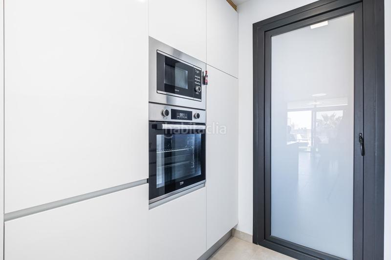 Foto 0cda6836-f8be-4310-b135-091aee55e22a. Apartamento en avenida republica argentina 17 apartamento en sunset cliffs en Benidorm