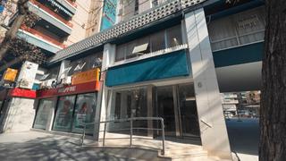 Locale commerciale  Calle mariano benlliure. Entresuelo comercial  en venta en elche, alicante