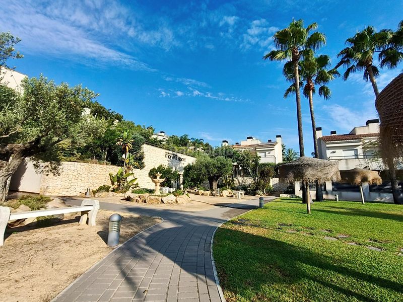 Foto f6822fca-0a7b-45f5-bbff-e753b65e97e9. Casa adossada amb calefacció aparcament piscina a Moraira