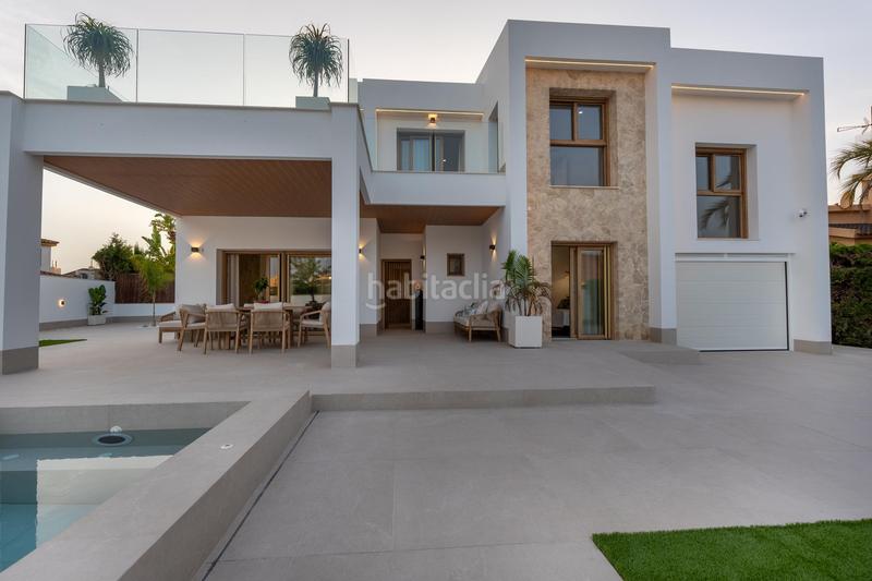 Foto ddb7505b-2d1f-4712-b8e5-892a837272a7. Chalet villa costa en Campoamor Orihuela