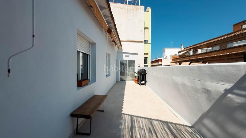 Foto 86cc2ce1-a2db-454f-a97d-a89e1db8529a. Ático  en venta en denia con terraza en Saladar Dénia