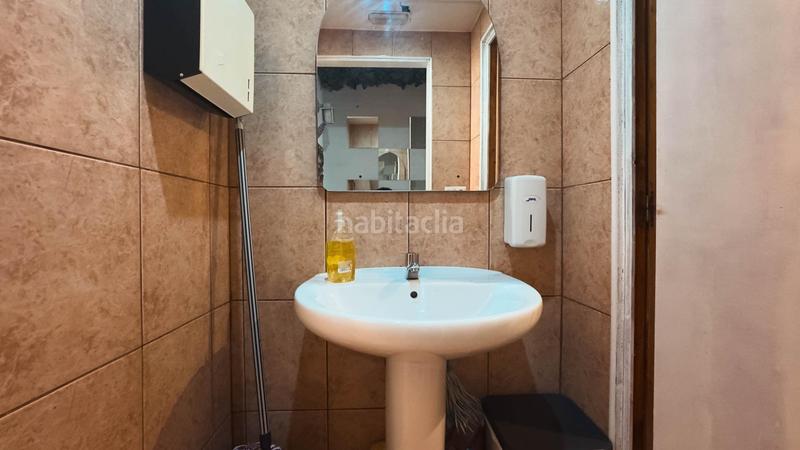 Foto c498afce-8f20-465c-aaa8-37653d5f250e. Alquiler local comercial en calle mirador 1 solo traspaso !!! !! en Benidorm