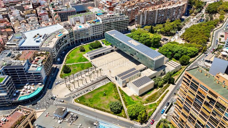 Foto fbf26271-ea3c-4ec9-93ab-b8e616f0e16d. Alquiler local comercial en calle mirador 1 solo traspaso !!! !! en Benidorm