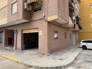 Rez-de-chaussée à Poble Nou-Montiboli. En venta en la vila de bajo con posibilidad de cambio de uso