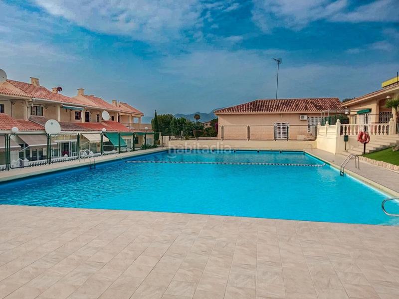 Foto ceba4eff-cfde-4ad3-8ab5-9d102f063343. Rez-de-chaussée avec parking piscine dans Sierra Helada Benidorm