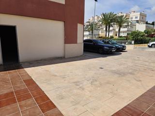 Geschäftsraum in Balcón de Finestrat-Terra Marina. Oportunidad única de inversión  plaza comercial  en la zona resi