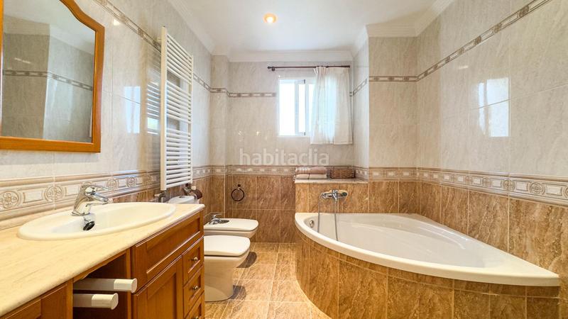Foto 77235edc-c6bd-4b76-997e-48149ff063a0. Xalet amb calefacció aparcament piscina a Jubalcoi Elche / Elx