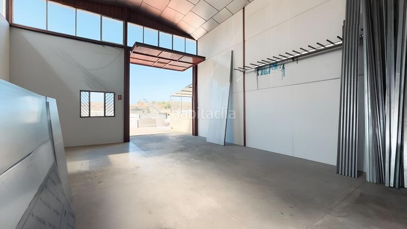 Foto 02b8e5c3-23d1-4456-b5cb-c9d364a03350. Nave industrial venta de nave industrial en calle castelló 12, junto al cc la marina en Finestrat