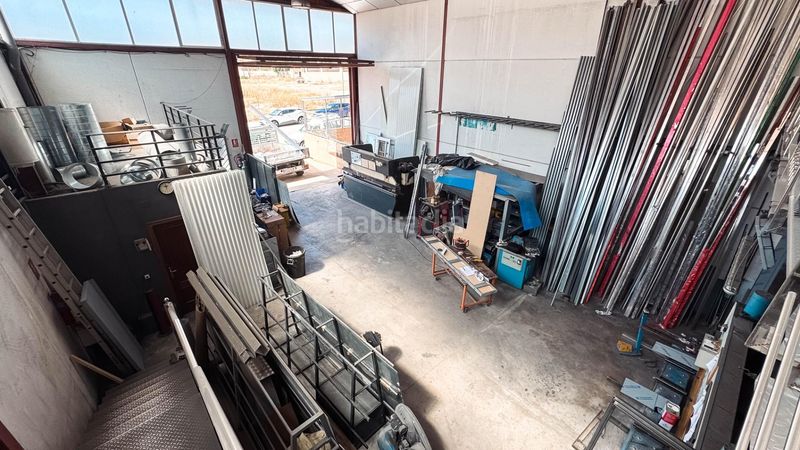 Foto e9e1b44f-5836-44d4-b054-e976b7405bf7. Nave industrial venta de nave industrial en calle castelló 12, junto al cc la marina en Finestrat