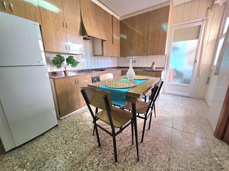 Foto 5638d714-6a1f-4ca2-b515-b12b9261a194. Casa  en elche con garaje privado en Plaza Crevillente - Antiguos Juzgados - El Asilo Elche / Elx