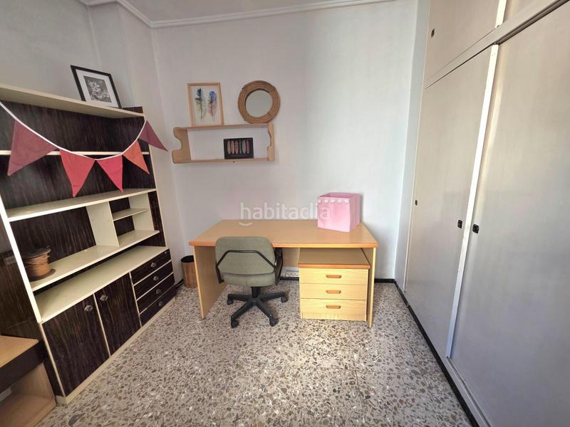 Foto ff053120-56fc-4d6c-abb1-baa28a94fa14. Casa  en elche con garaje privado en Plaza Crevillente - Antiguos Juzgados - El Asilo Elche / Elx